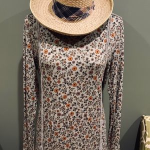 Boho Floral Downeast Long-sleeve Spring Top Sz M